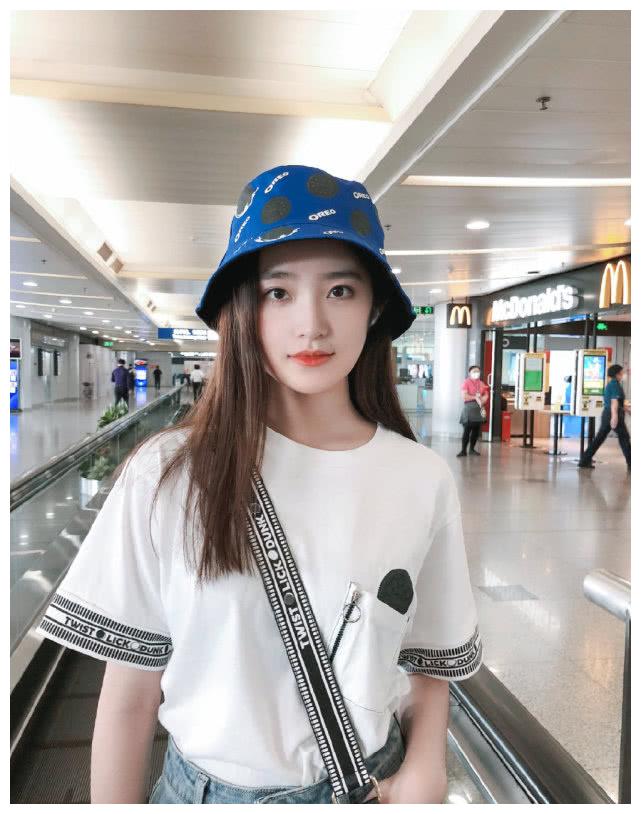 9岁出道,10秒内落泪,被称"小林青霞","一字马"秀出好身材|柴蔚|林青霞