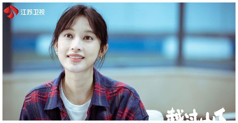 张俪专访越过山丘本色出演为记台词自制剧本