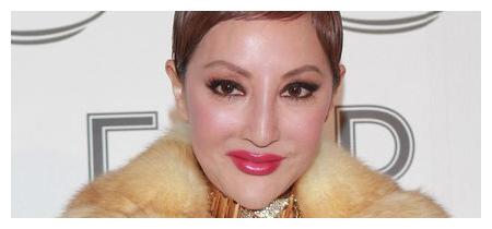 她曾比肩王祖贤发誓嫁豪门却患癌变蛇精脸今56岁沦为笑柄