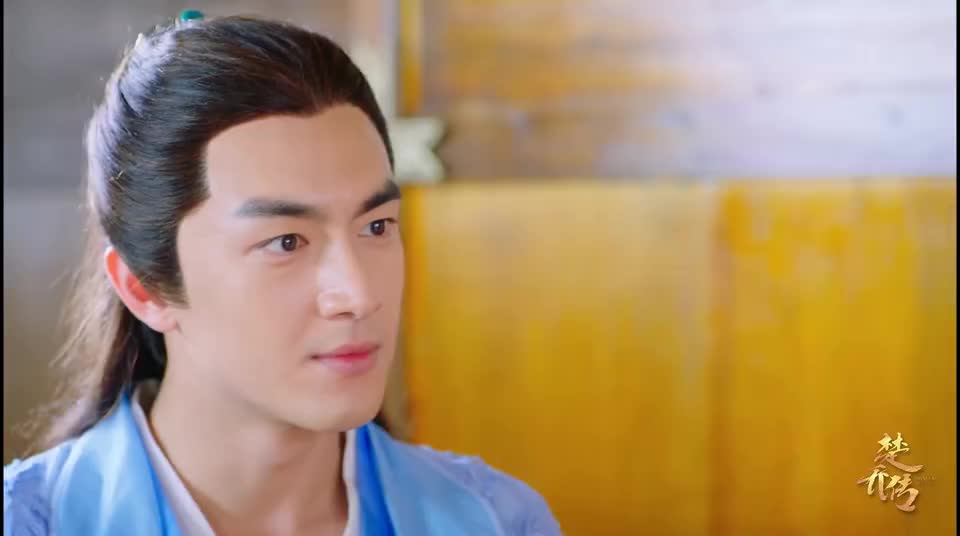 楚乔传楚乔总穿男装谁料换上长裙女人味十足公子挪不开眼了