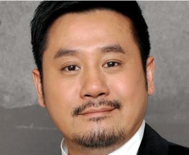 天龙八部庄聚贤改行开肉铺维持生计,老演员欧阳震华去捧场__财经头条