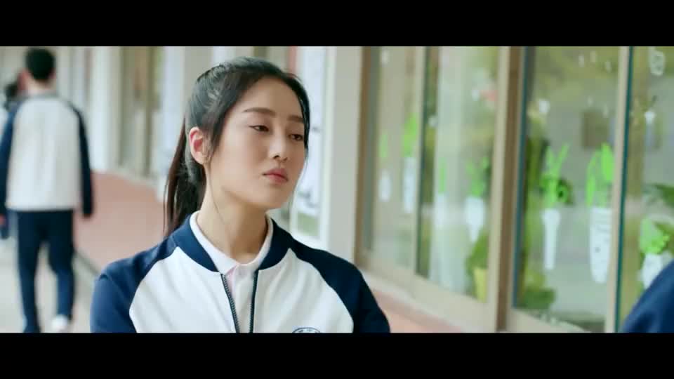 致我们单纯的小美好:陆扬就是从这里爱上林静晓的!好甜!