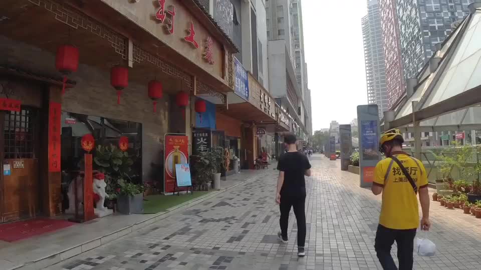 号称柳州水南路20年老品牌螺蛳粉在这开分店了来吃看味道啥样