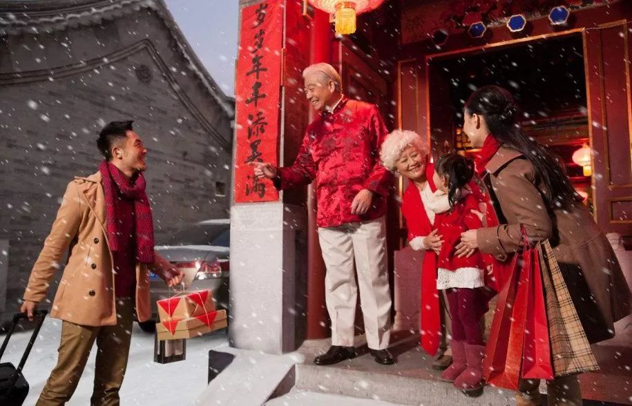 春节串门,亲戚的话别全信!听到这三句客套话,千万不可当真!
