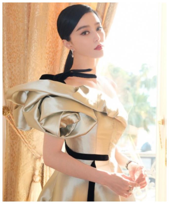 范冰冰最美的装扮大气华丽女王范十足美的不像话