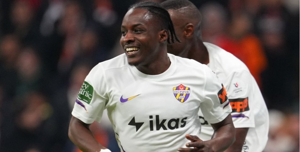 记者：上海海港第6外援最快3天内官宣