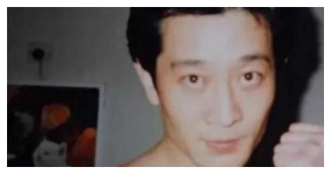 在北京打了向华强两巴掌的白小航20多年后死因不明