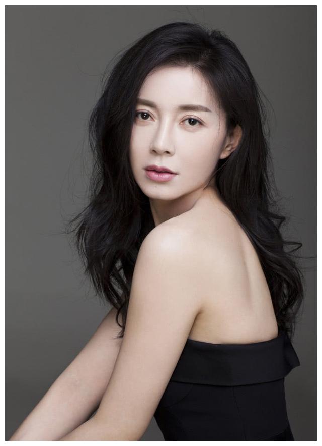 40岁"赛貂蝉"刘敏,戏里戏外都是女王,这样的实力派让人喜欢