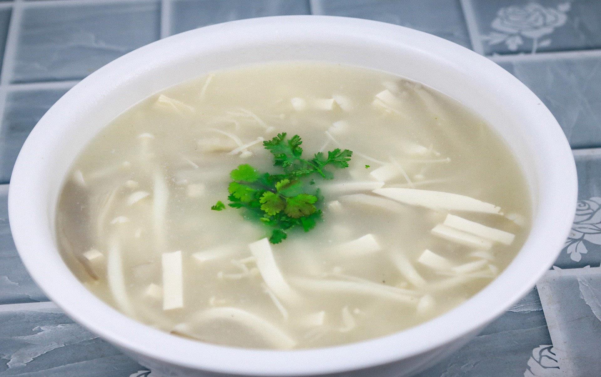 营养美味的三菌豆腐羹,五分钟能做一大锅,清淡滋补,家人都爱喝