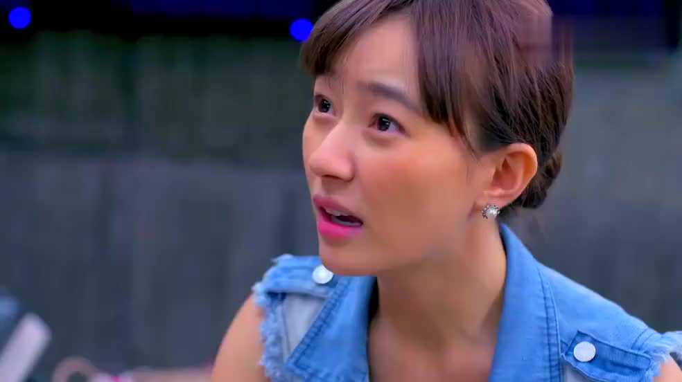 公公婆婆名字滑稽,老公一说出口,把媳妇乐得不行,真是够奇葩