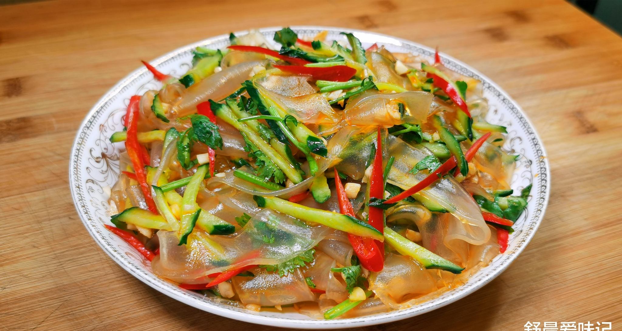 凉拌粉皮,餐桌上的开胃凉菜,教你凉拌小技巧,爽滑入味不粘连_高清图集