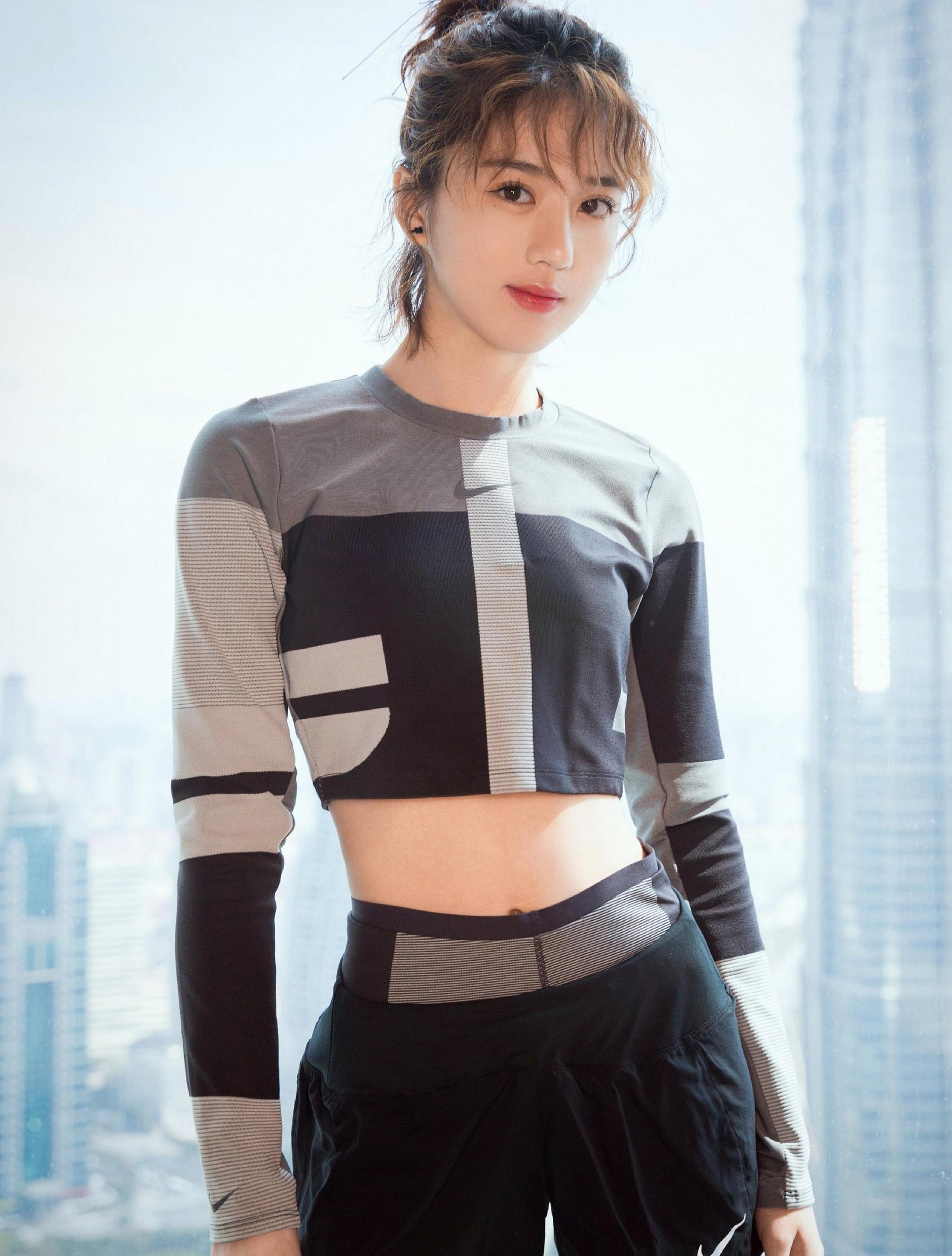 女神李凯馨:第5053期气质潮流美图欣赏