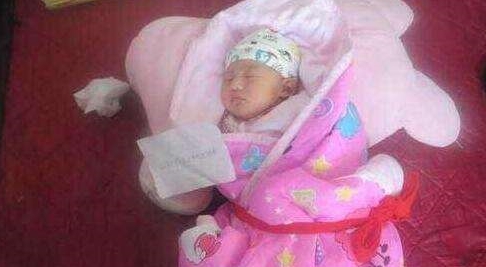 男子在路边捡了个孩子，2年后，得知是自己亲生女儿休闲区蓝鸢梦想 - Www.slyday.coM