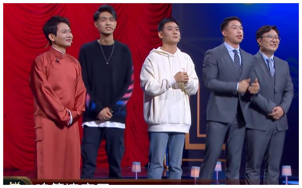 天天向上:王一博低音炮撒娇汪涵想去长沙,手上小细节引网友担忧__财经