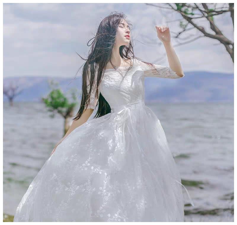 心理测试:选一款最美的仙女裙,测你在别人眼中是仙女还是女汉子