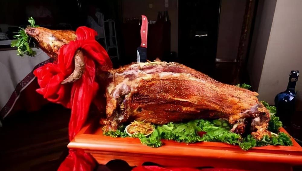 来新疆我陪你做烤全羊豪门盛宴吃起来今日头条