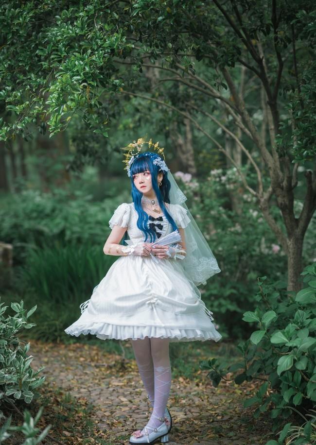 《LOLITA装扮》cosplay正片，水友：要人老命！__财经头条
