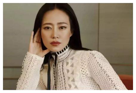 谭卓疑似隐婚生子,一家三口同去酒店