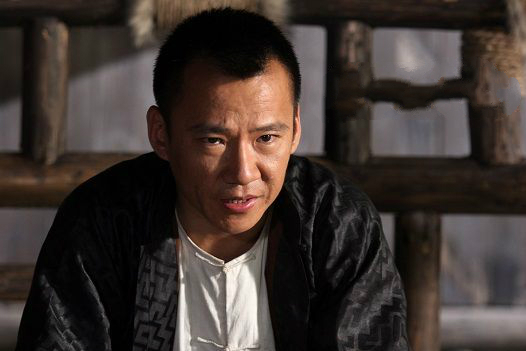 西山剿匪首播开局便是八佰壮士守阵地何冰不愧是戏骨