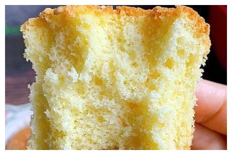 童年记忆老式鸡蛋糕,不分蛋清和蛋黄,无水无油更简单,绵密软