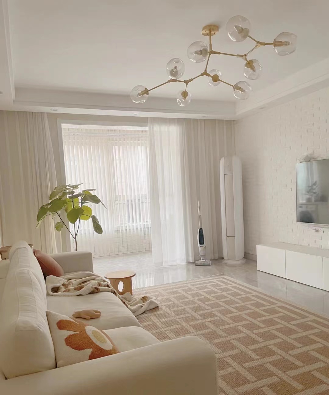 太原紫御半山装修奶油色的小家简单是一种温馨美