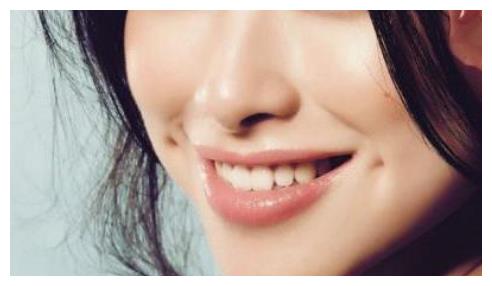 面相学脸上有窝颜值都不低早年吃穿有人管晚年邋遢没地住