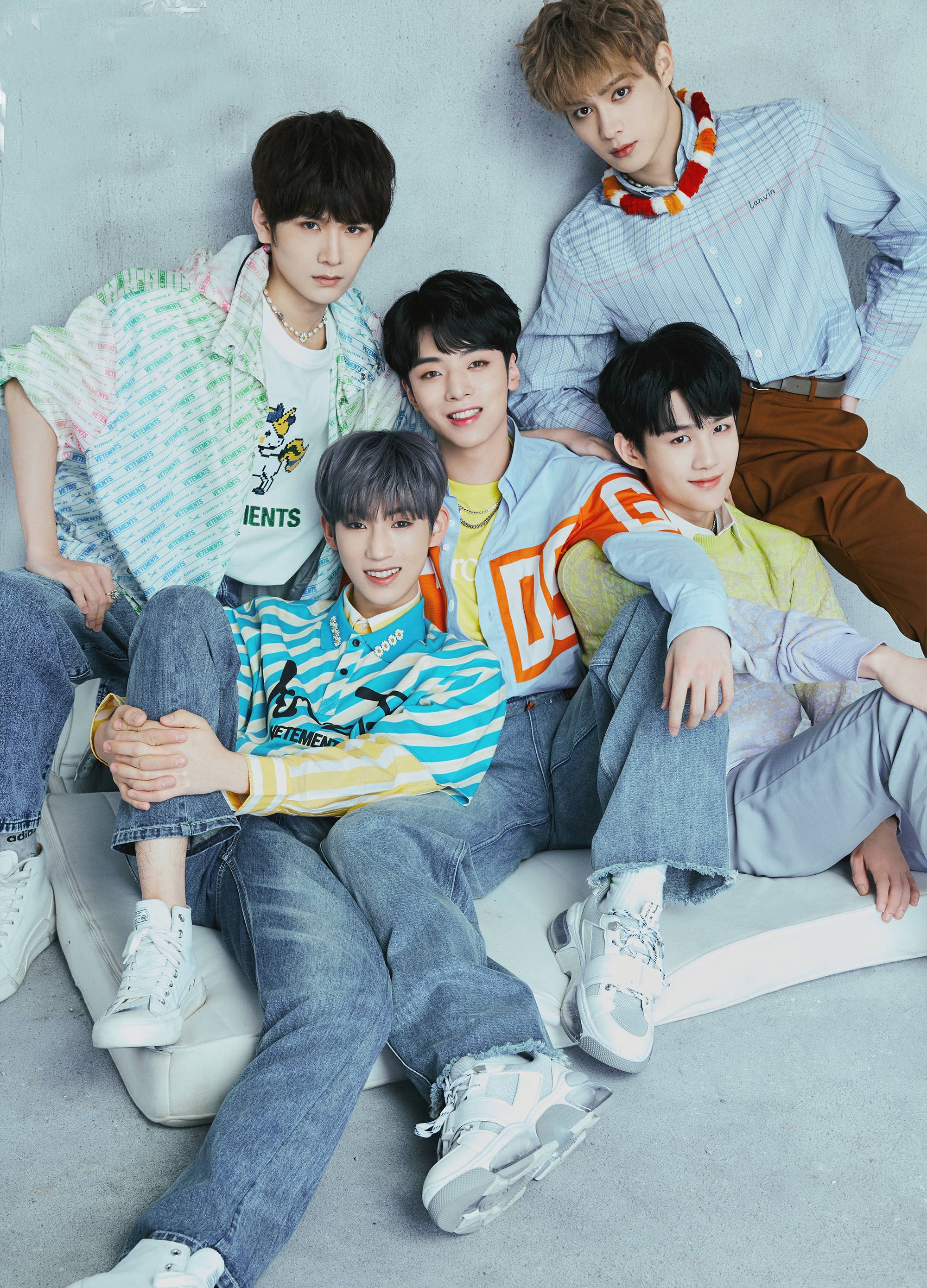 《青春有你3》训练生小组对决来袭 邓泽鸣元气演绎《偷偷》舞台__财经