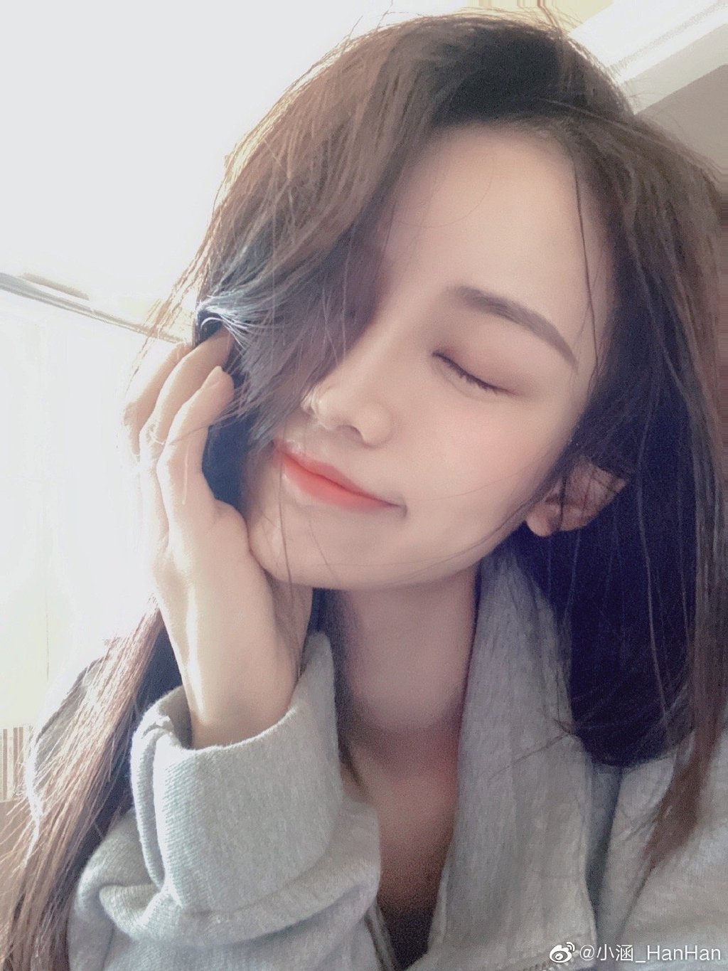 网红美女小涵在加拿大旅游写真美照欣赏