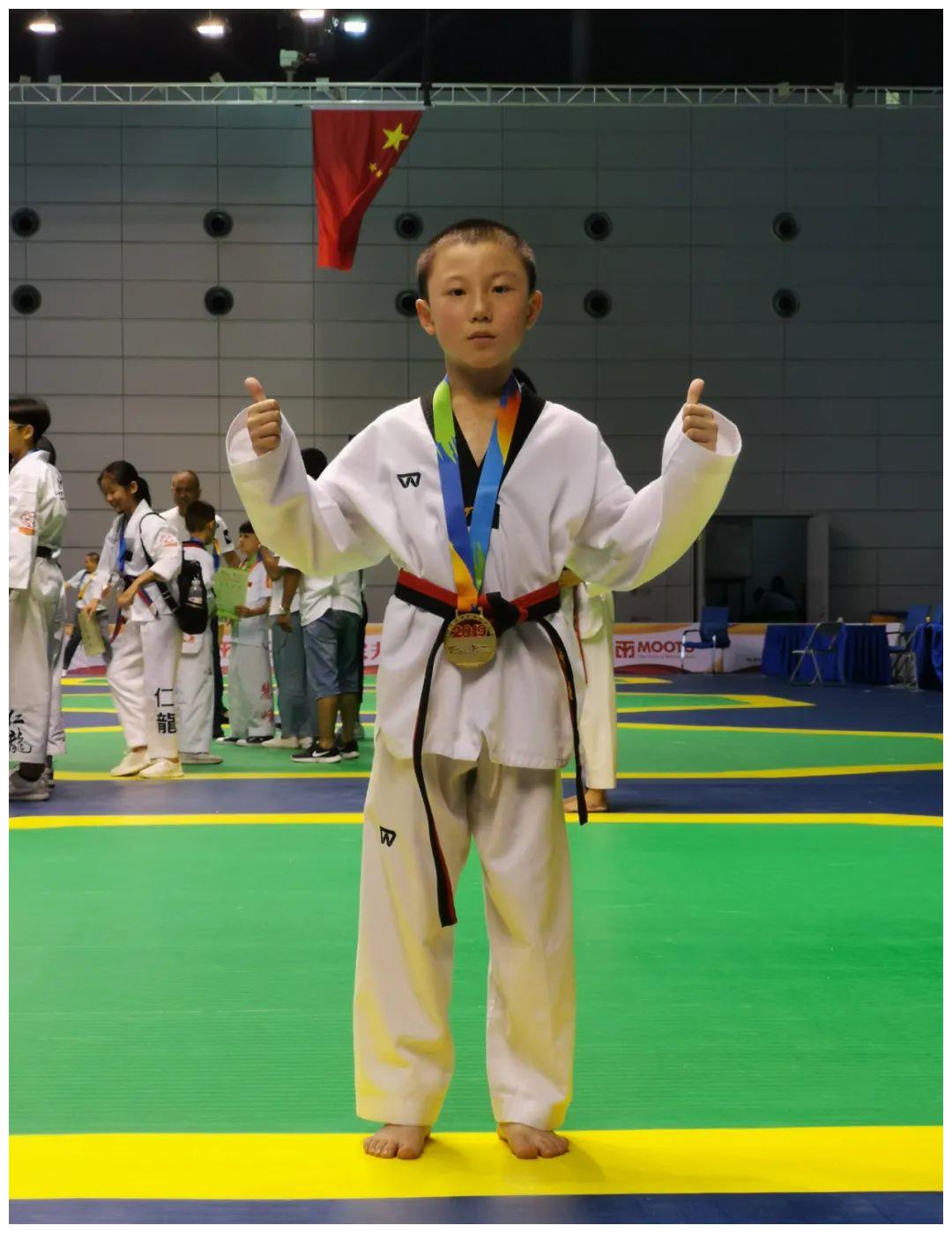 跆拳道精神奖投稿 辽宁大道跆拳道 李昊泽