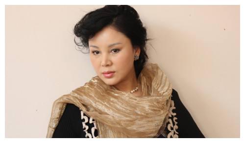 著名女星于小慧曾被丈夫家暴现在怎么样了