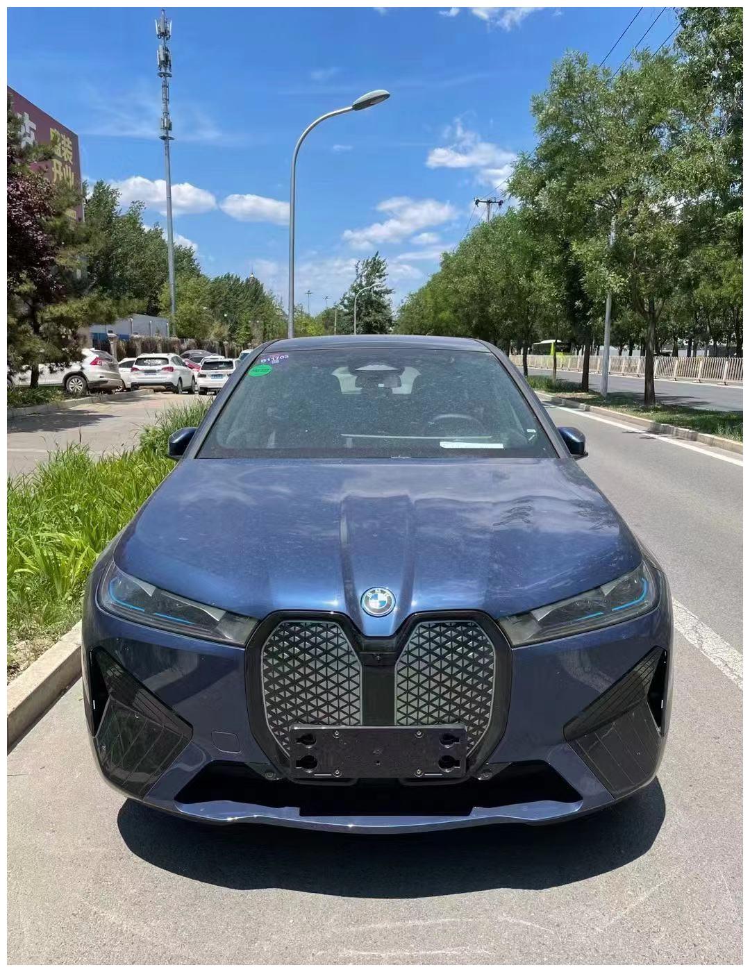 宝马电动旗舰suvix国内已到店实拍图首次曝光