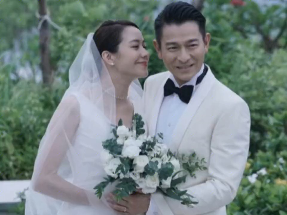 那首潮水忘情水不再经典，仍常埋你的心中从未变刘德华