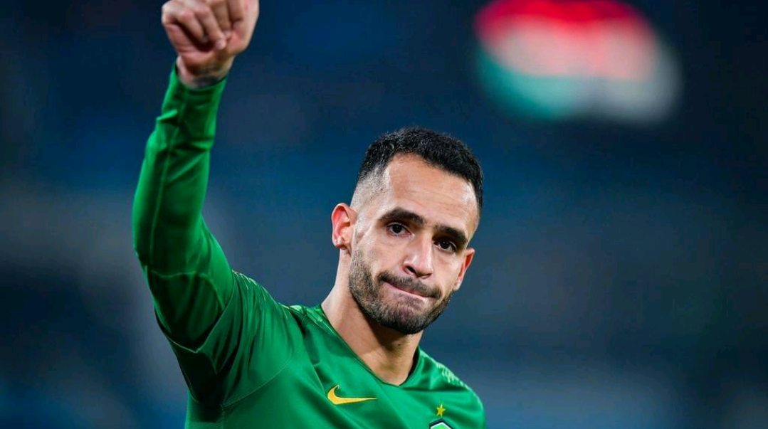 巴甲科林蒂安俱乐部老总:希望奥古斯托回归球队,但他的年薪高