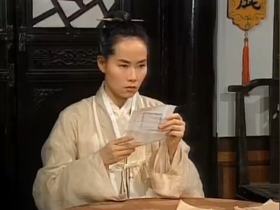 经典的老歌让人着迷，这首《渡情》堪称经典，喜欢剧中赵雅芝