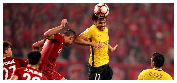 曝：广州队归化球员收到中超球队邀请，120亿夺冠豪门成潜在下家休闲区蓝鸢梦想 - Www.slyday.coM