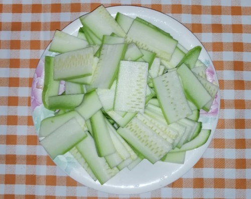 荀瓜炒鸡蛋,好吃有诀窍,分分钟就学会,鲜香又美味,营养更下饭