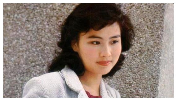 62岁"武松"祝延平,与赵娜离婚后娶圈外妻子,今一家人生活幸福