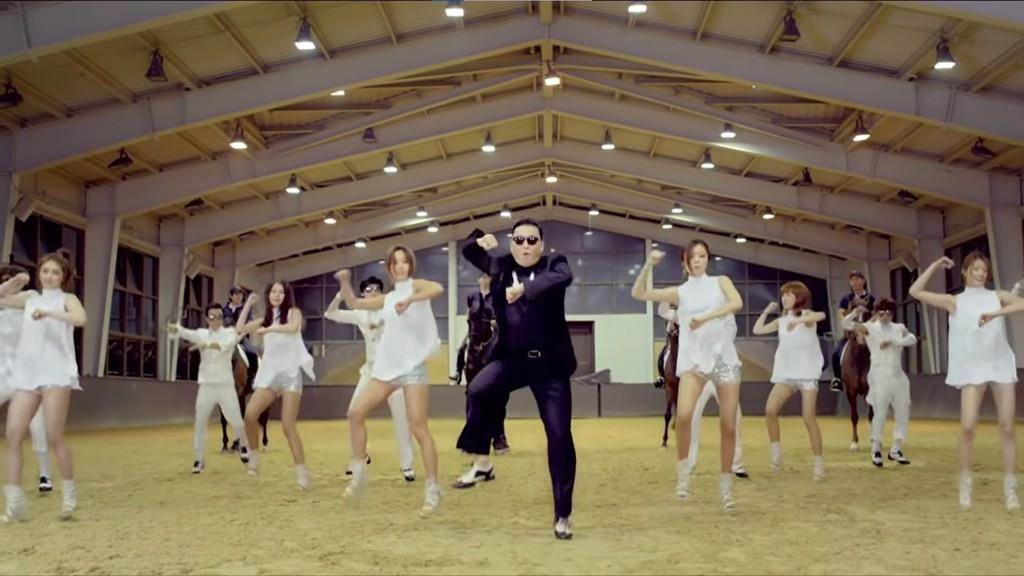 《江南style》的成功,也成为了鸟叔的枷锁,隔年发表的新曲《gentleman