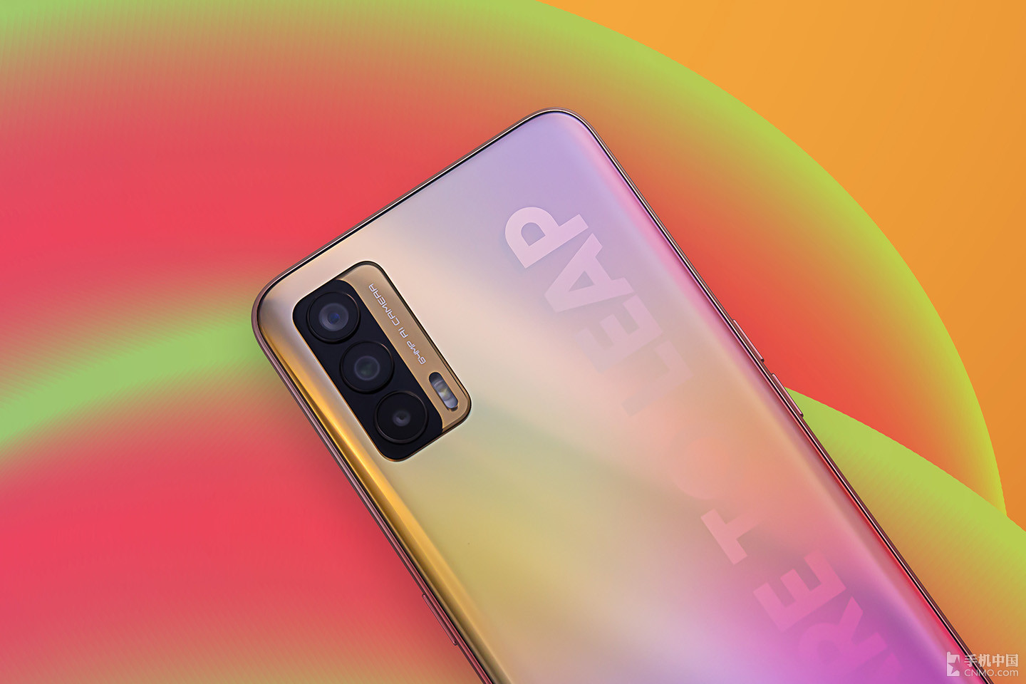 realme真我v15国潮锦鲤手机图赏:献给年轻人2021的礼物