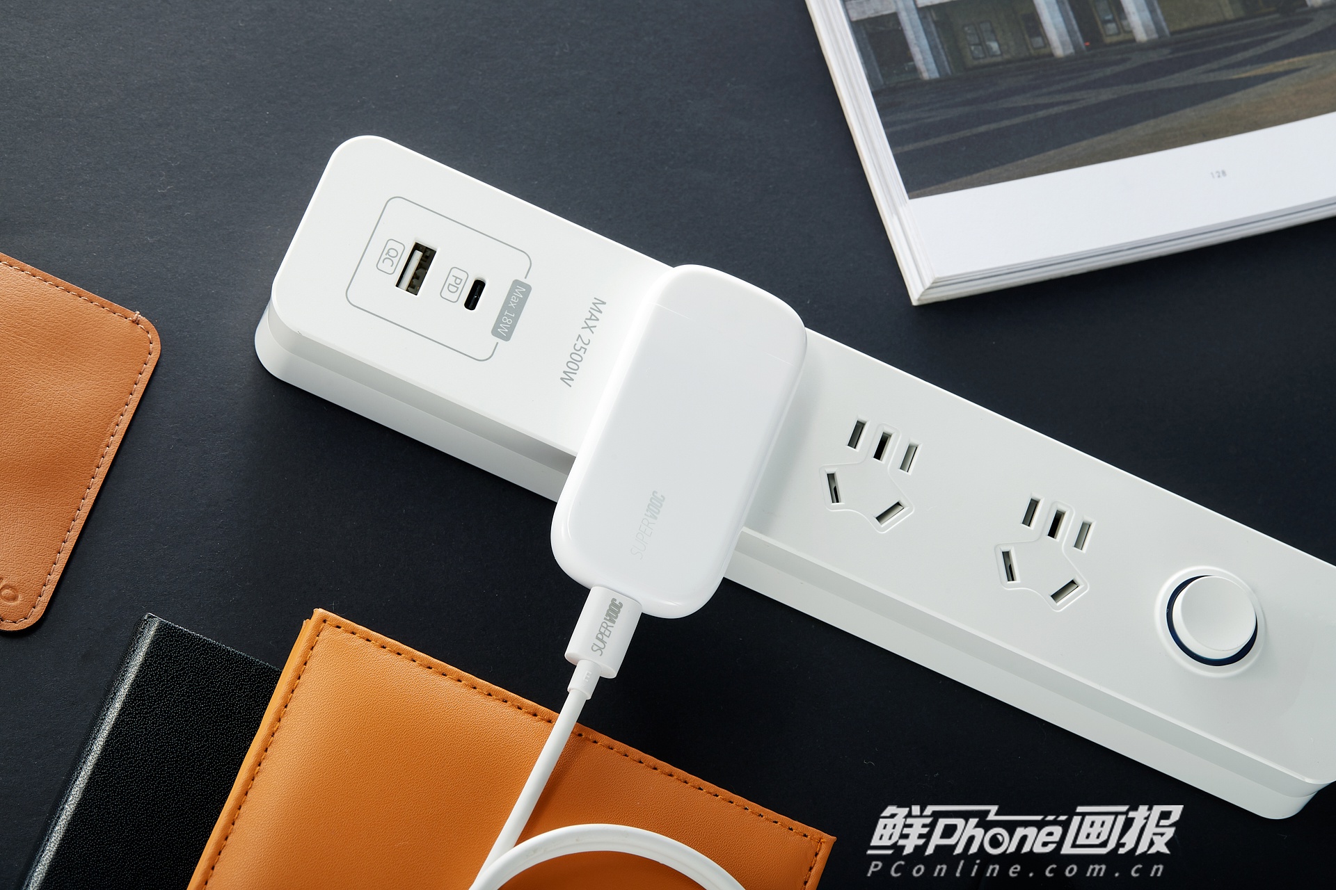 oppo 50w饼干超闪充电器图赏:小身材,大能量