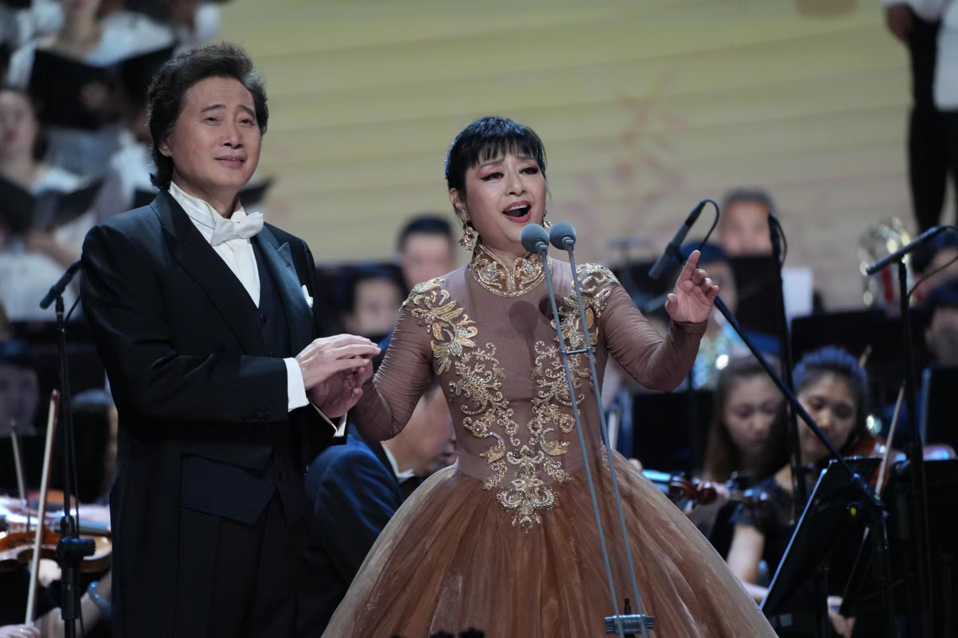 殷秀梅和她的朋友们大型音乐会在京举行,阎维文,戴玉强同台献唱__财经