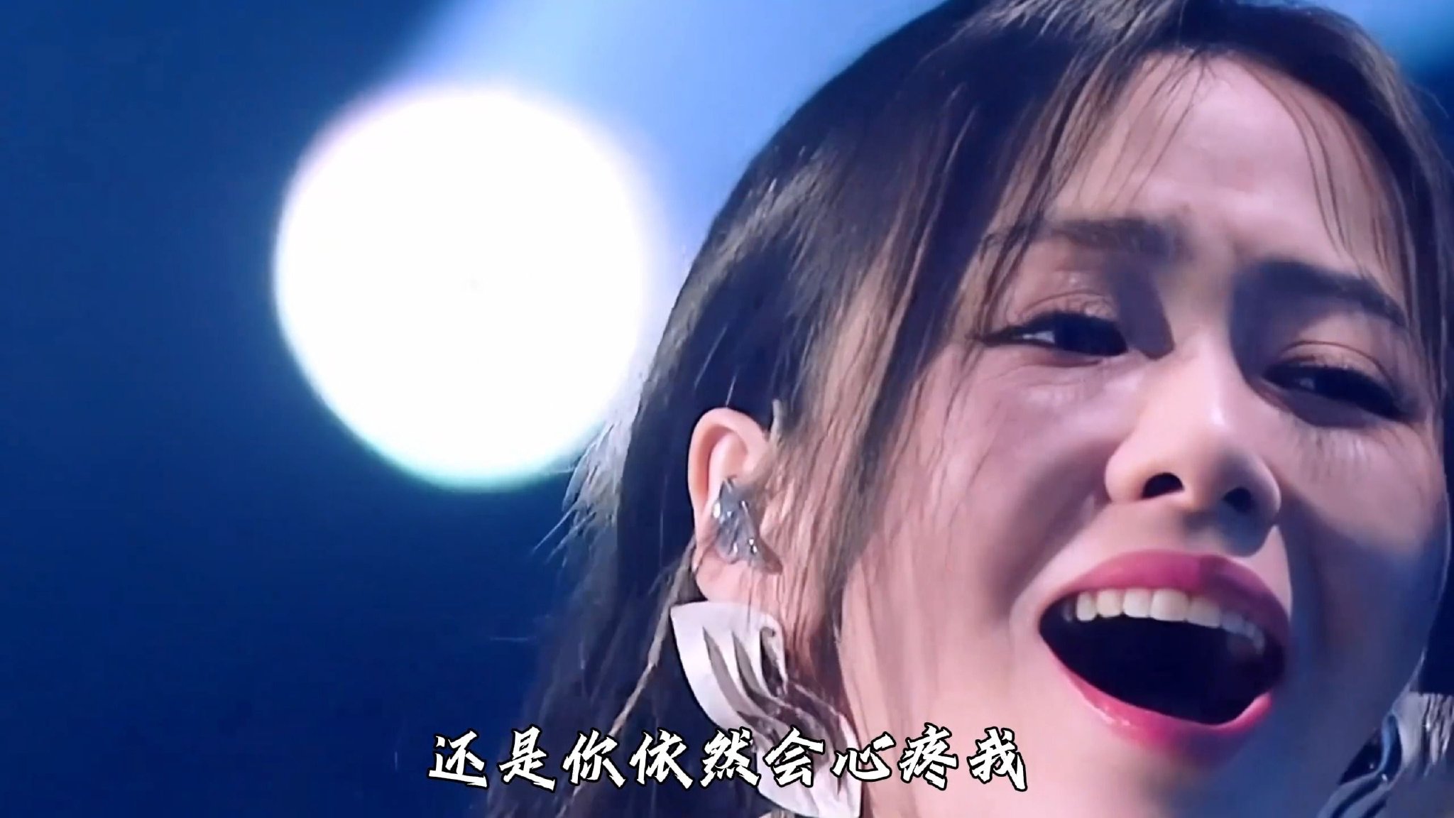 当张靓颖VS张惠妹，两人演唱同一首歌，开口你喜欢谁的版本？