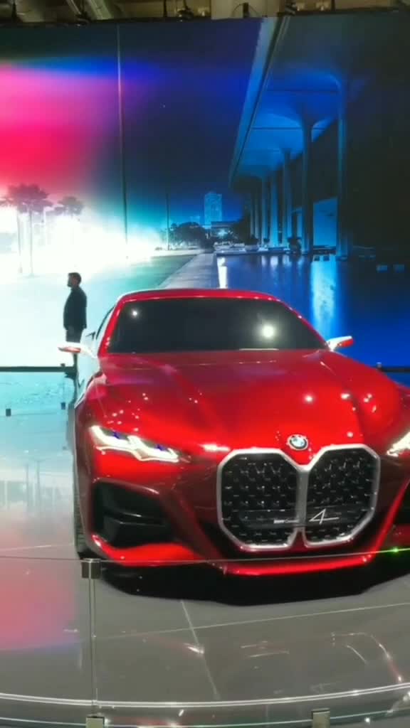 宝马这鼻孔真的是越来越大了