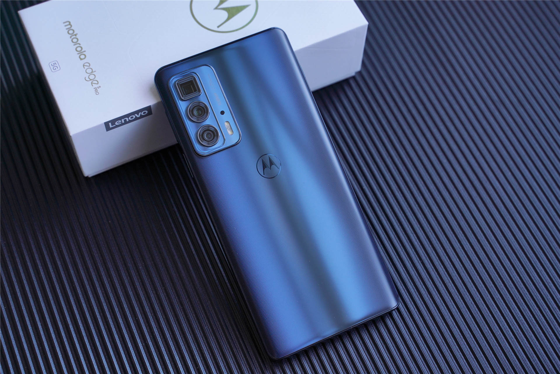 是手机也是电脑六边形战士摩托罗拉edgespro评测