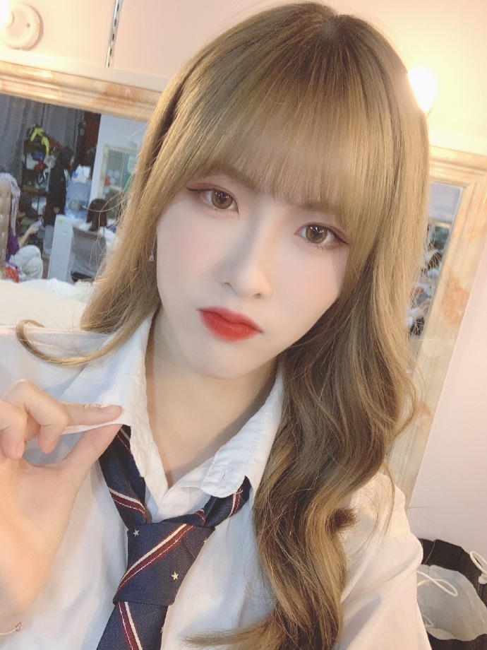 gnz48-王秭歆美少女迷人美照欣赏_高清图集_新浪网