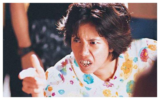 美女扮丑女的五大女星,几张简直是不忍直视,没几个人能认出