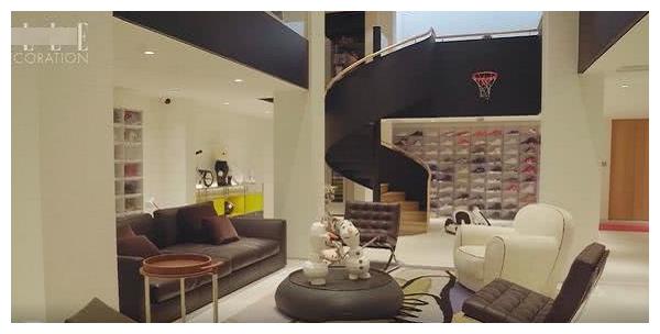 本以为家有健身房、网吧就够让人羡慕了看到陈赫家一堵墙:我酸了