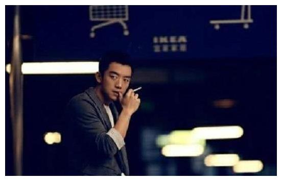 10月22日,郑恺在采访中宣布自己已经当爸爸的喜讯,还开玩笑表示:"未来