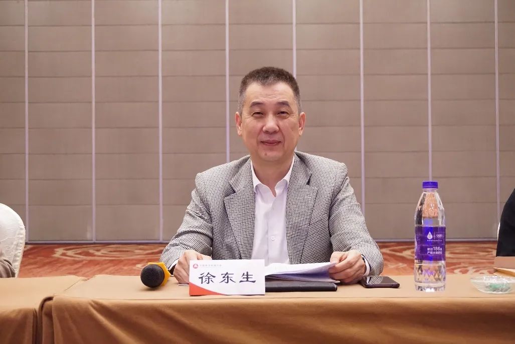 中国家用电器协会副理事长徐东生在会上对第六届专委会的工作进行了