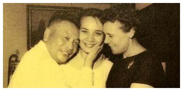 蒋经国的女儿蒋孝章，在别处生下一个儿子，此子过得怎么样？__财经头条